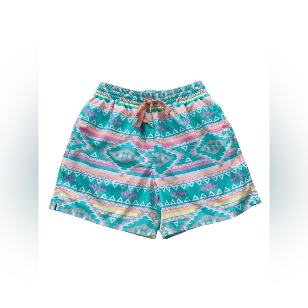 Chubbies Men’s Size Small The En Fuegos Teal Geometric 5.5” Bright Swim Trunks